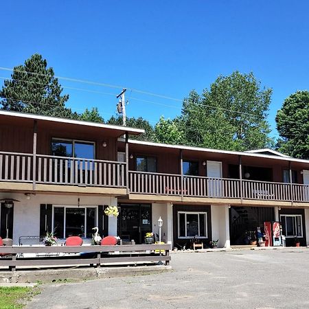 Lakeshore Motel Ice Lake Iron River Extérieur photo