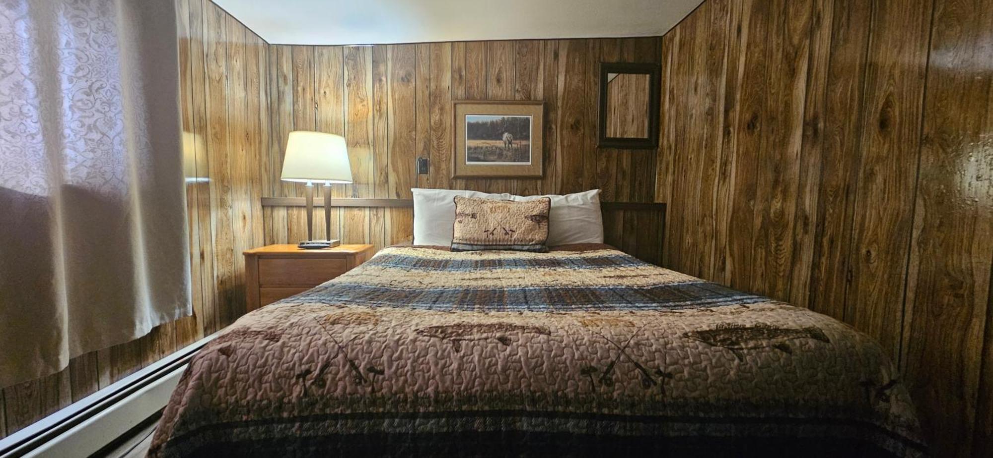 Lakeshore Motel Ice Lake Iron River Extérieur photo